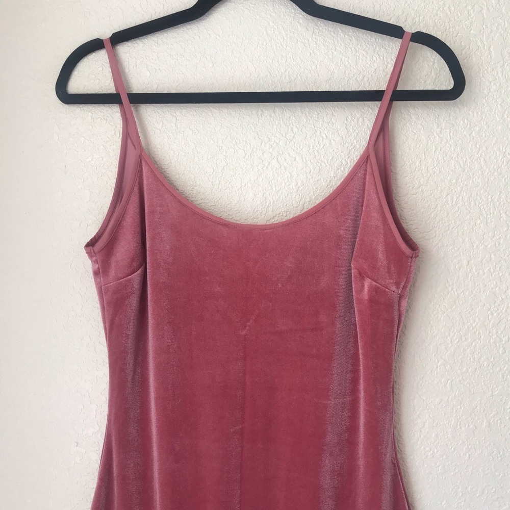 Velvet mauve-pink strappy bodycon
